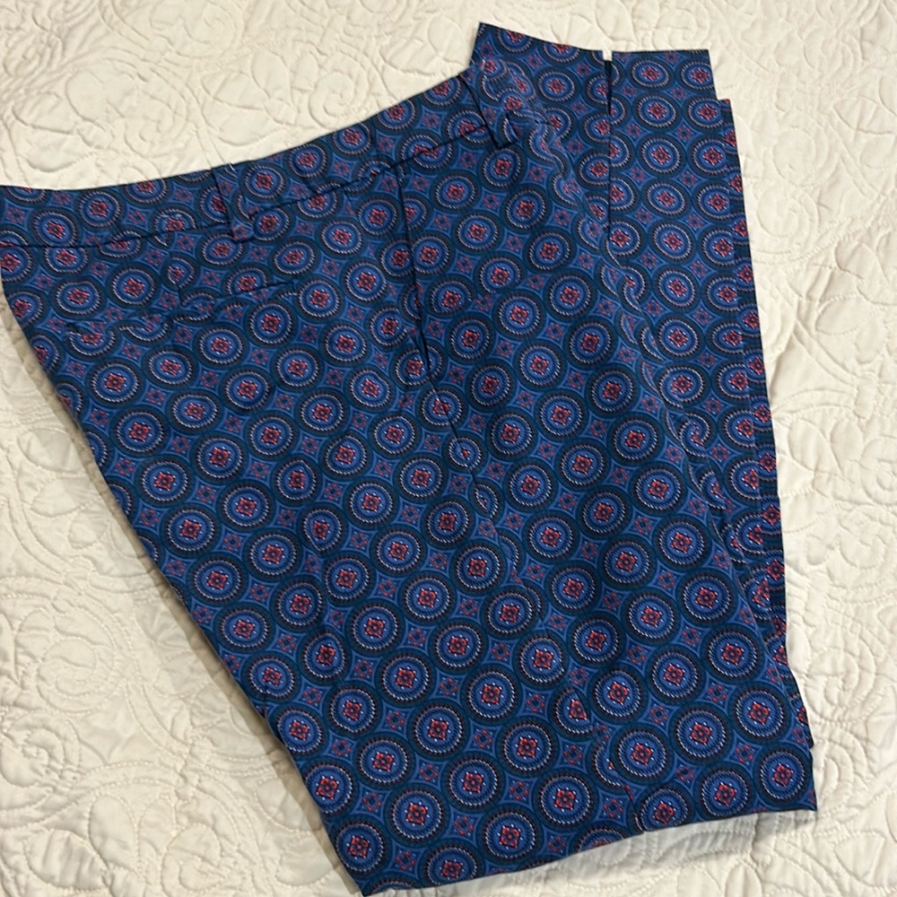 Navy patterned  capris size 8. Soft wrinkle free cotton. Perfect weight